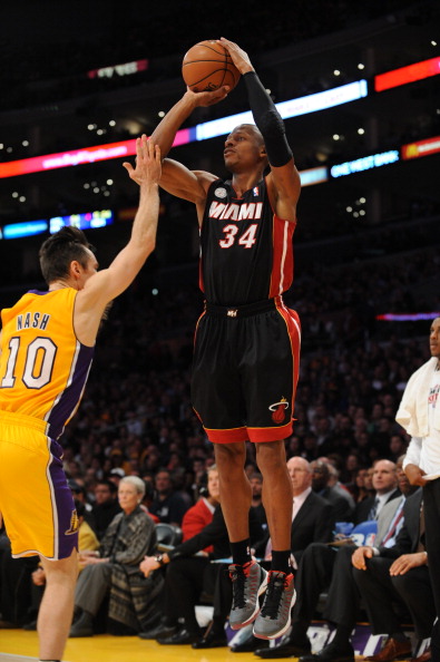 展现出了他 展现出了他